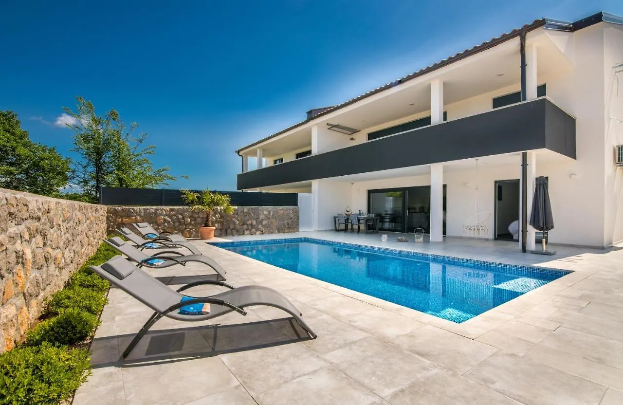 Apartment Meteora With Private Pool Malinska