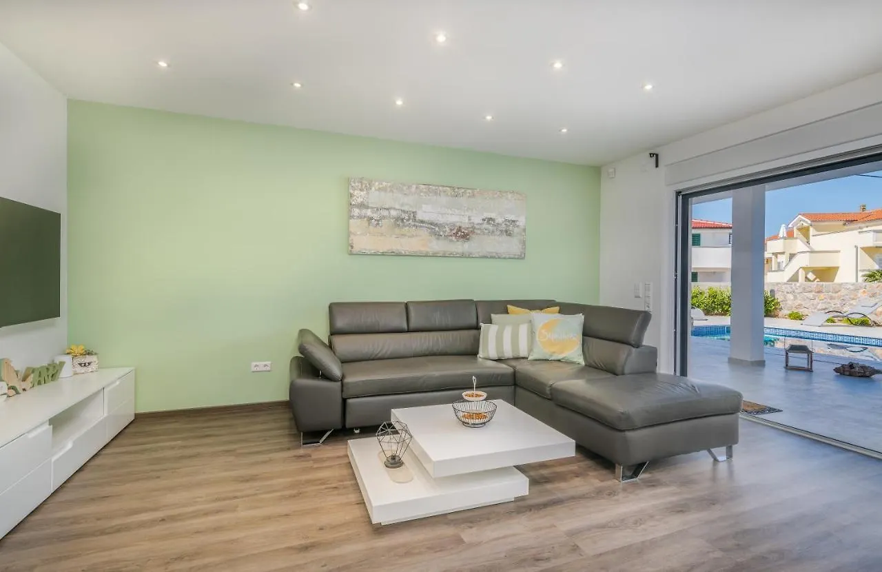 Apartment Meteora With Private Pool Malinska